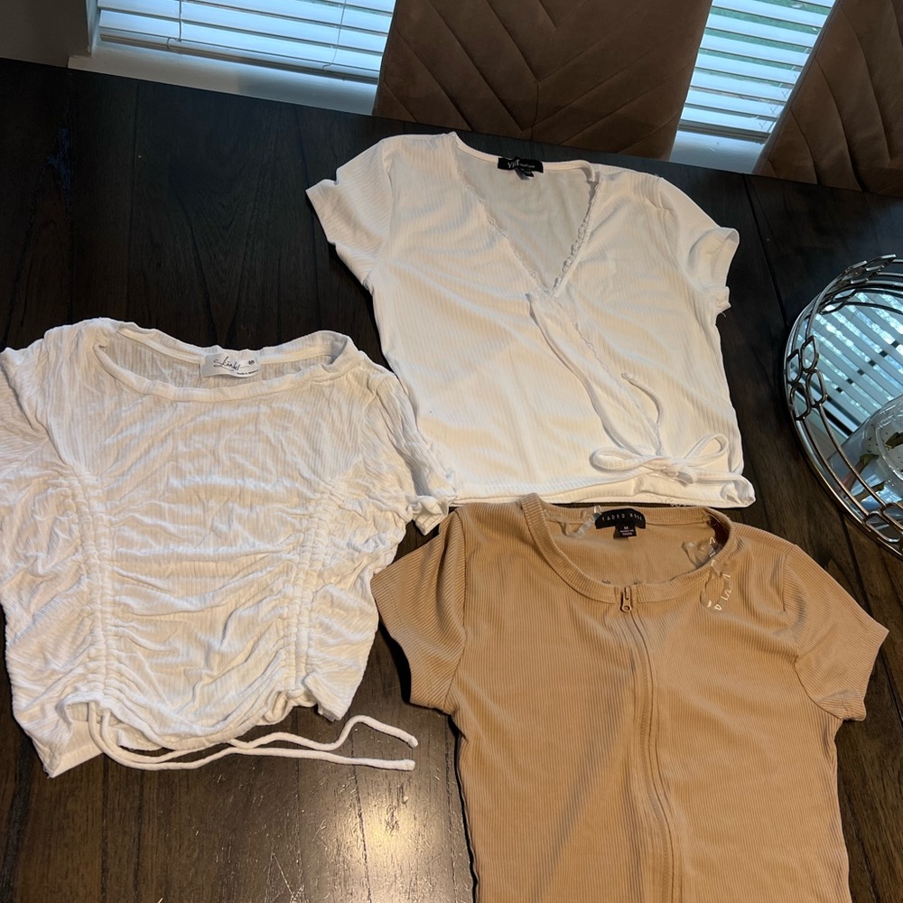 Tops bundle - Picture 3 of 3